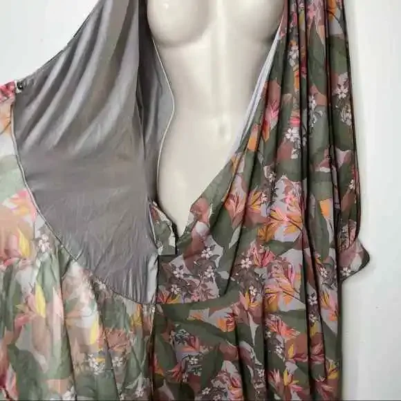 Badgley Mischka Multi Floral Wrap Dress sz 16 - Picture 10 of 11